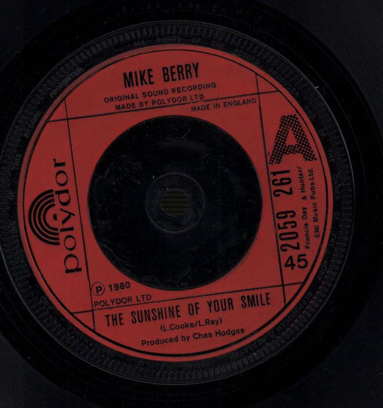 Mike Berry-The Sunshine Of Your Smile / I'm As Old As Paul McCartney-Polydor-7" Vinyl