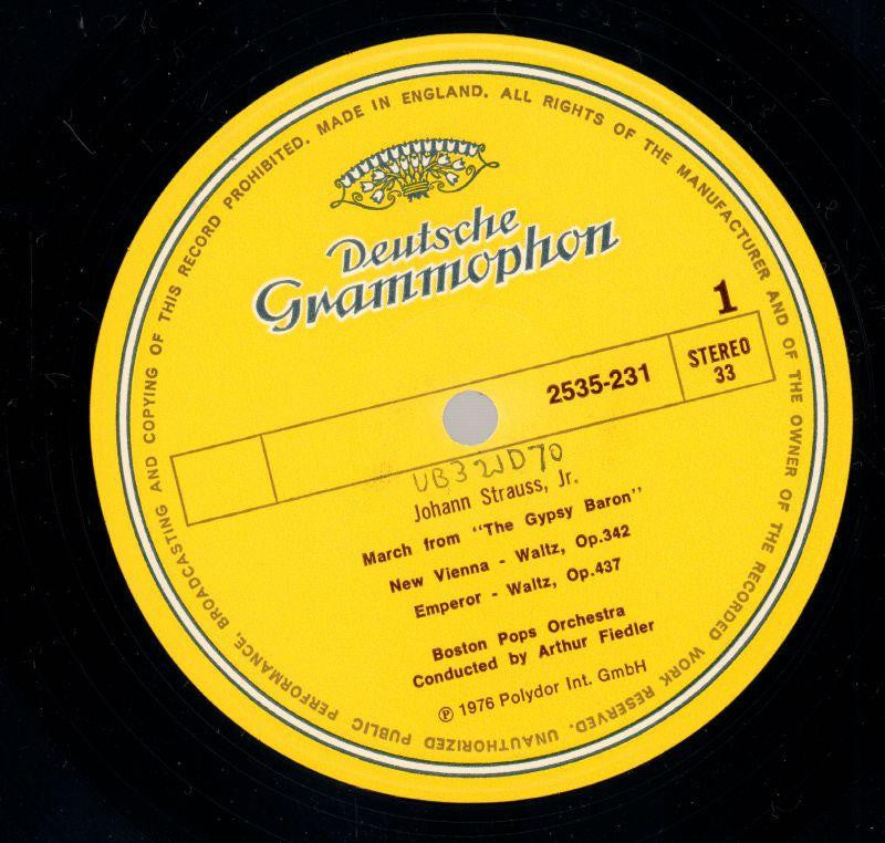 Plays Strauss-2535 231-Vinyl LP-VG/VG