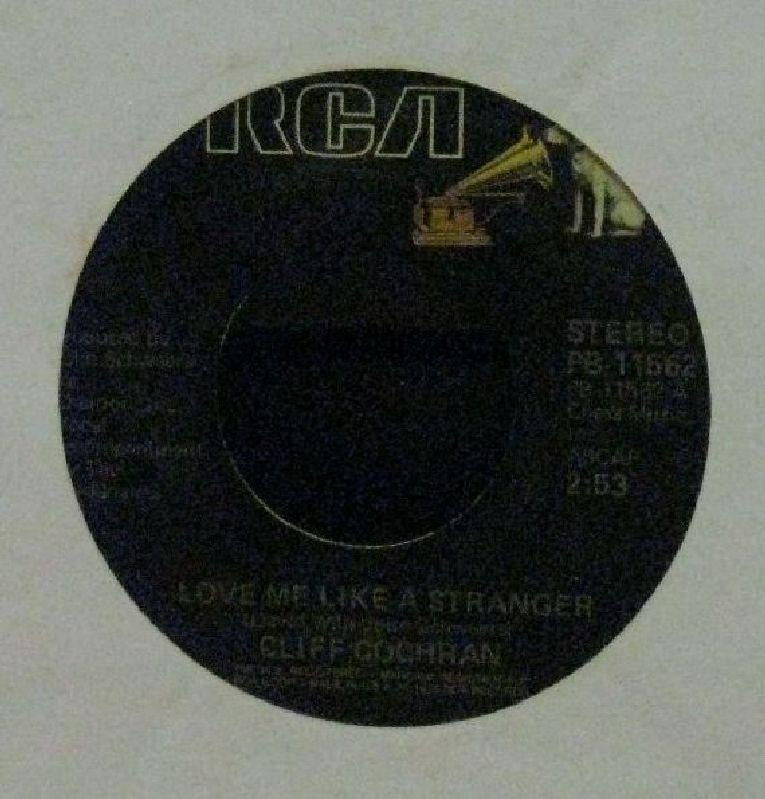 Cliff Cochran-Love Me Like A Stranger-RCA-7" Vinyl